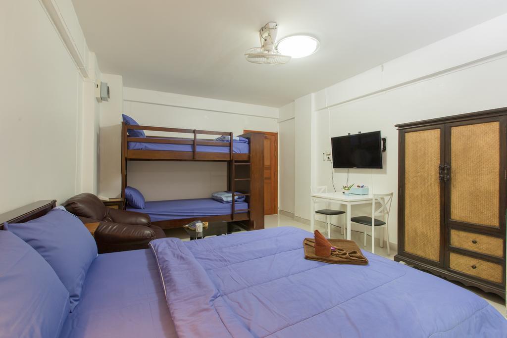 Patong Studio Apartments And Dormitory Номер фото