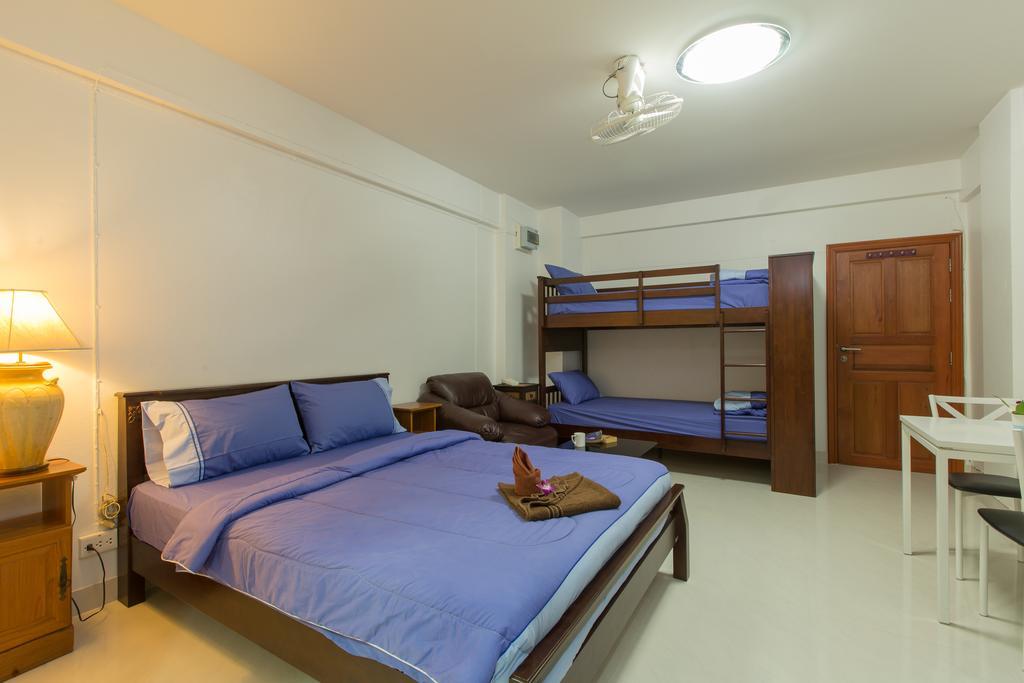 Patong Studio Apartments And Dormitory Номер фото