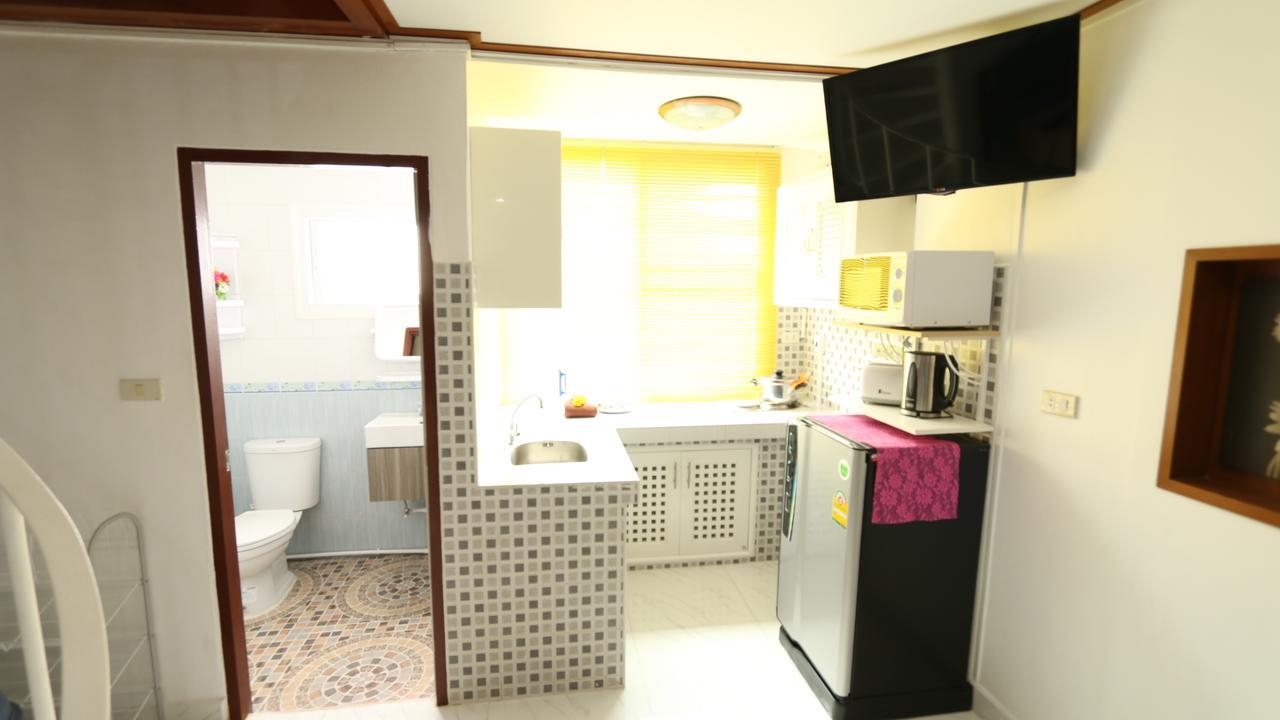 Patong Studio Apartments And Dormitory Экстерьер фото