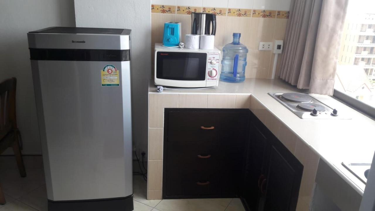 Patong Studio Apartments And Dormitory Номер фото
