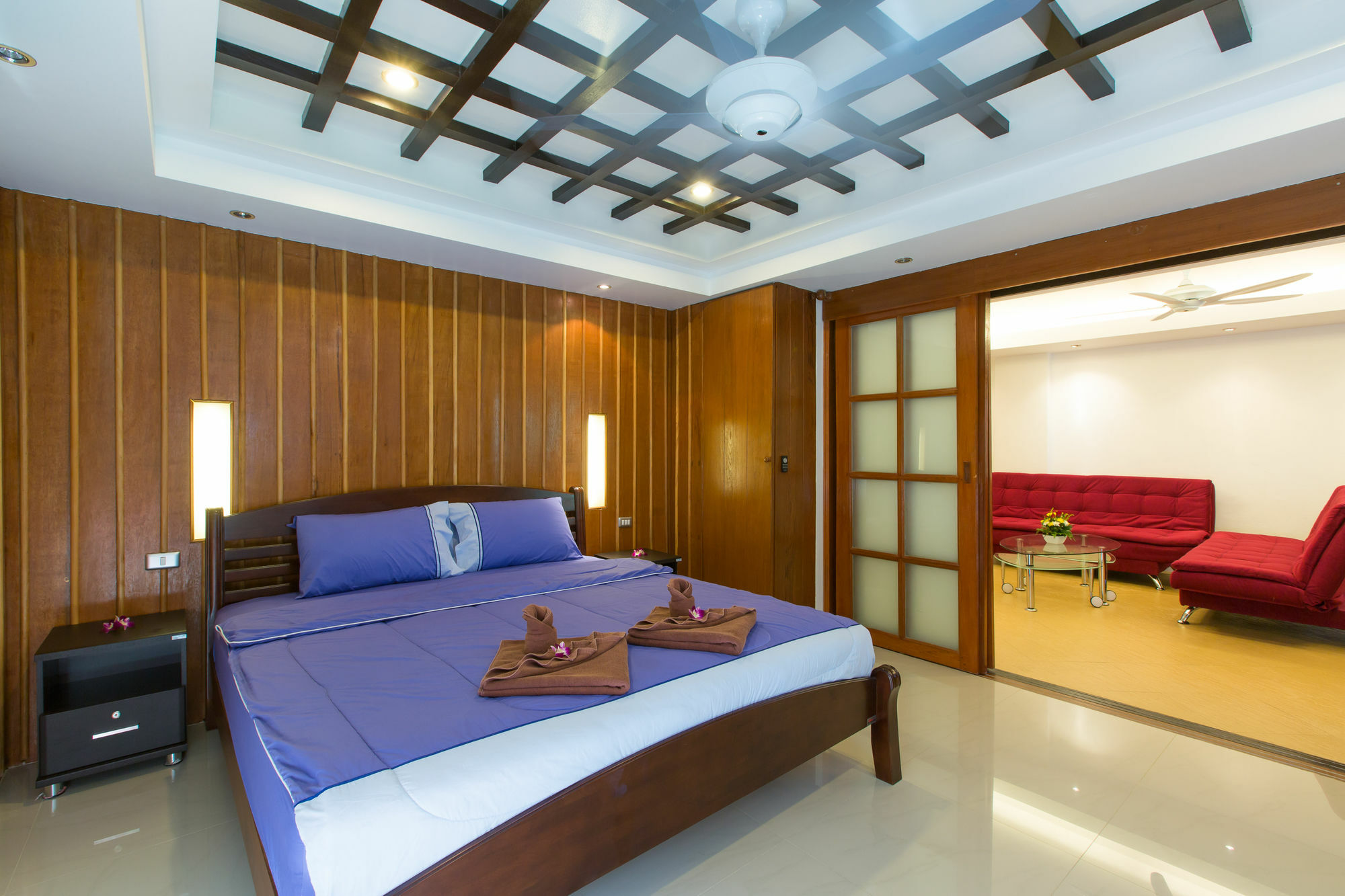 Patong Studio Apartments And Dormitory Экстерьер фото