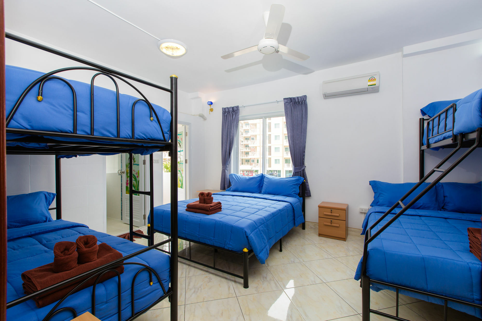 Patong Studio Apartments And Dormitory Экстерьер фото