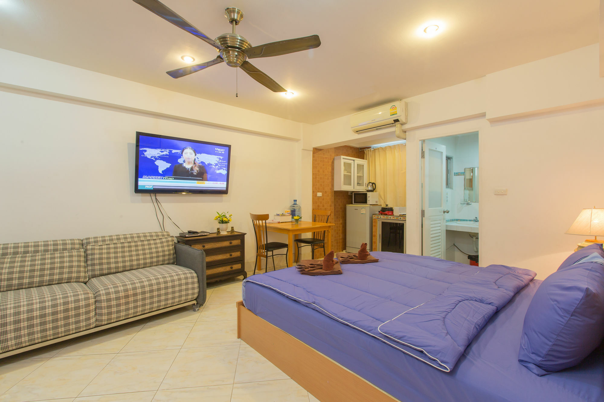 Patong Studio Apartments And Dormitory Экстерьер фото